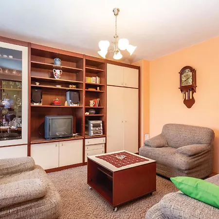 2 Bedroom Awesome In *