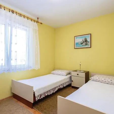 2 Bedroom Stunning In Crikvenica