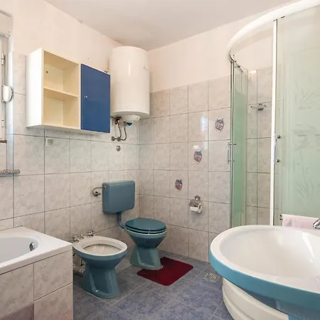 2 Bedroom Stunning In Apartment Crikvenica